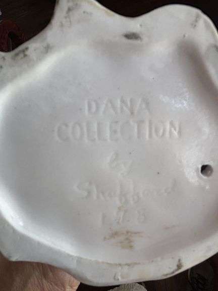 Dana collection Bird