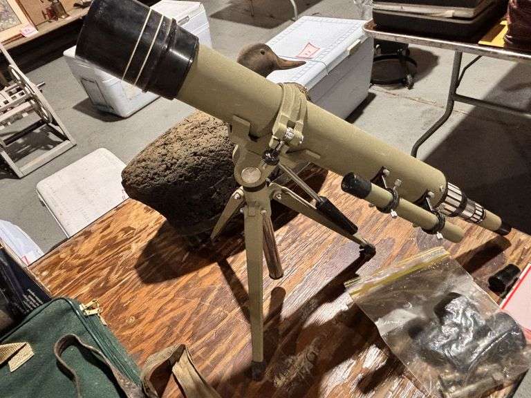 Telescope and duck decoy