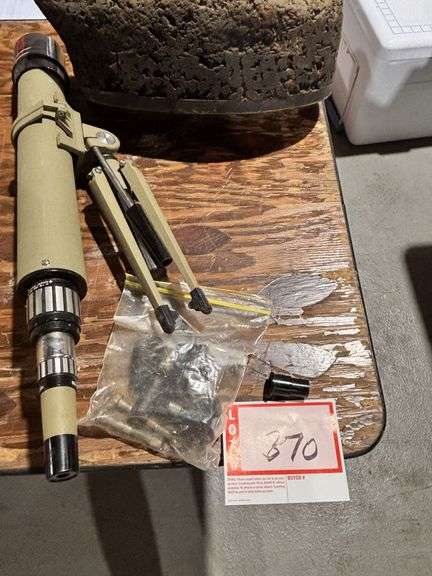 Telescope and duck decoy