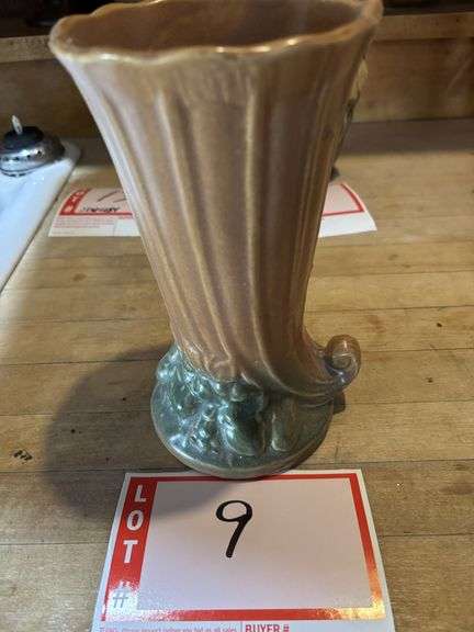 Ceramic vase
