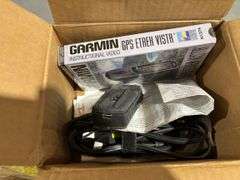 Knives, hatchet, Garmin