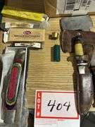 Knives, hatchet, Garmin