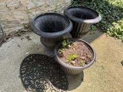 Plastic planters and floor mat