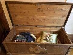 Lane cedar chest, 44 x 19.5 x 19”