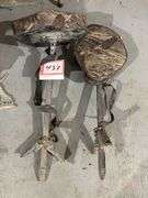 2 folding hunting seats