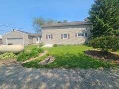 Tract 1 – 6.16 Acres Charming farmstead north of Mason Rd.