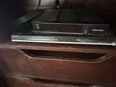 Dynex 32" TV and Toshiba DVD player