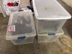 3 - totes and pinecones