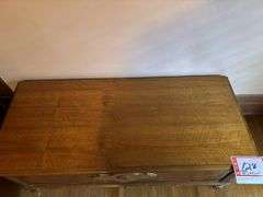 Lane cedar chest, 44 x 19.5 x 19”