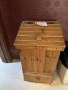 Storage bin