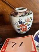 Oriental pot