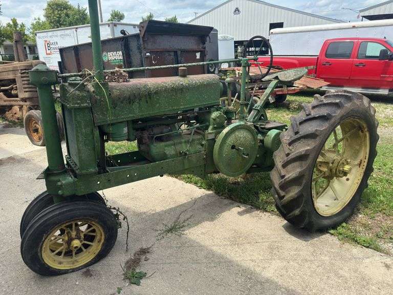 Unstyled John Deere A