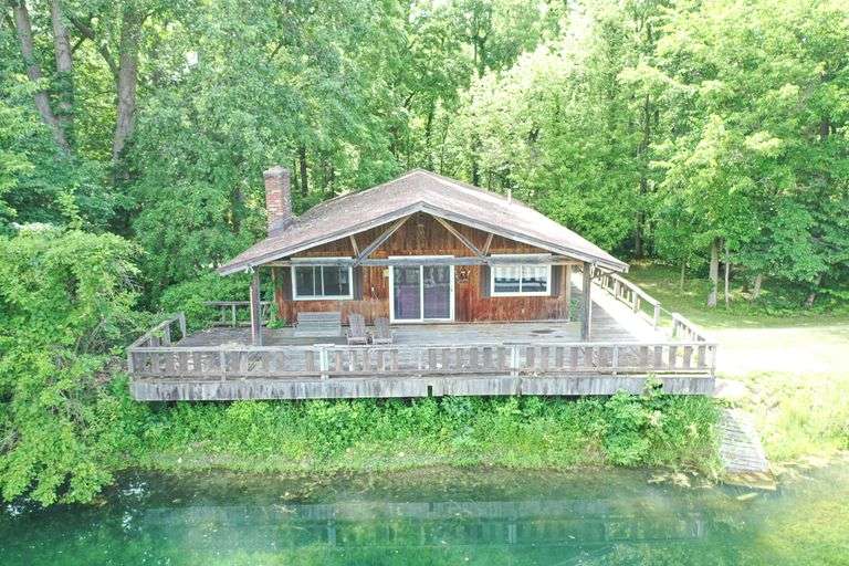 Brown Real Estate Auction