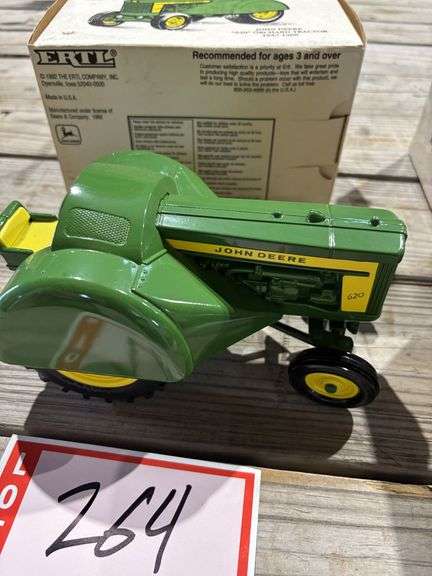 2 cylinder club expo III1992 John Deere tractor Orchard tractor