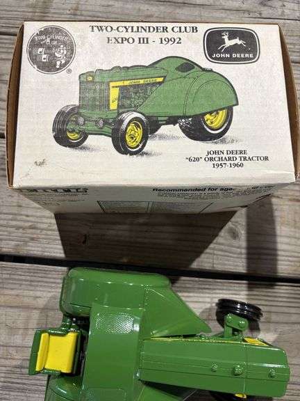 2 cylinder club expo III1992 John Deere tractor Orchard tractor