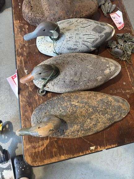 3 Duck decoys