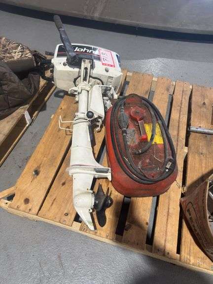 Johnson 4HP Motor & Flat Bottom Gas Tank (Sticker #713)