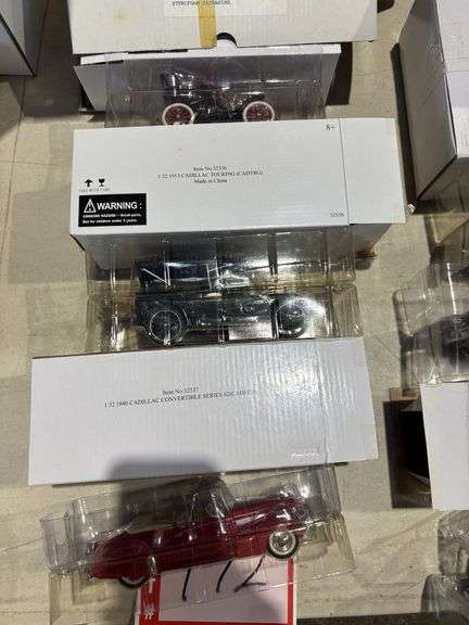 Miniature Voiture Signature 1/32 - Cadillac Touring 1913, Gris Métallisé Et Noir, Boîte Fermée