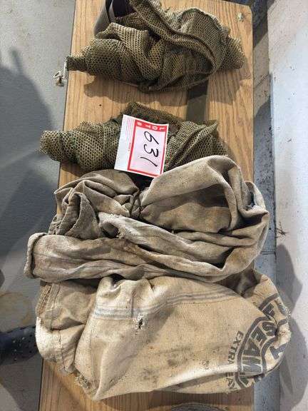 4 decoy bags