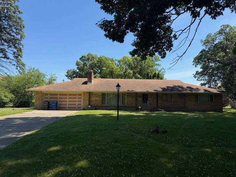 1001 Greenhills Rd Toledo, Ohio