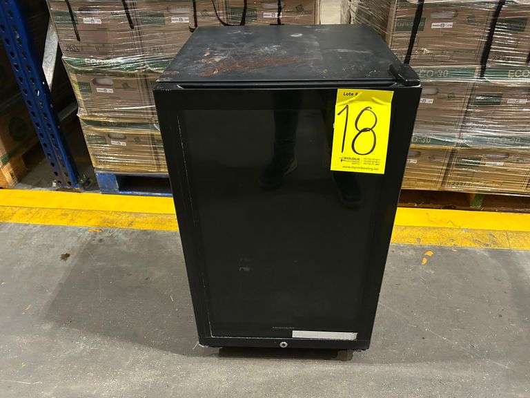 Enfriador de vinos ELECTROLUX, Modelo FFWC35F4LB, Serie 580029, Medidas 50CM X 50CM X 75CM (Equipo U