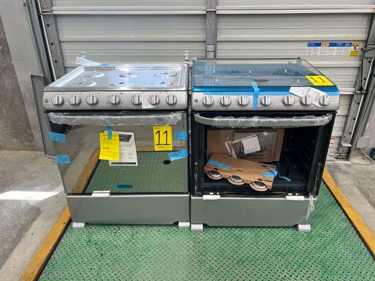 Lote de 2 estufas, contiene: 1 Estufa de 6 quemadores Marca MABE, Modelo WEM7643CFIS0A, Serie 00812