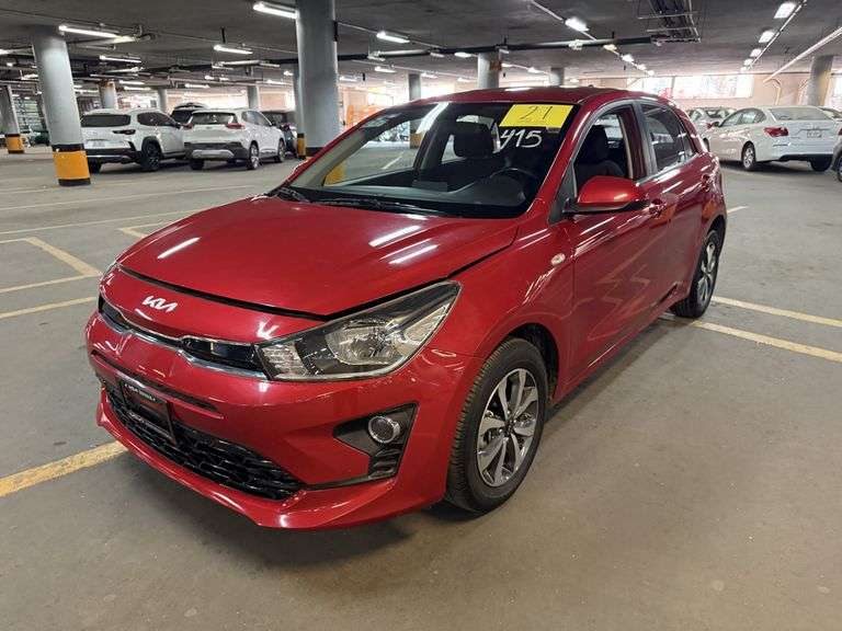 Vehículo Usado Marca KIA, Modelo RIO, Año 2023, Color ROJO, No. De Serie 3KPA35A