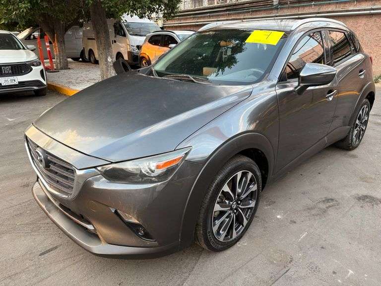 Vehículo Usado Marca MAZDA, Modelo CX-3, Año 2019, Color Gris, No. De Serie JM1D