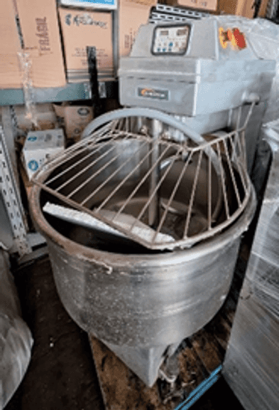 (Pago y remoción urgente) 1 AmasadoraespiralT180KGEuropan (Incompleto/Dañado) Dirección: Av.  Prolon