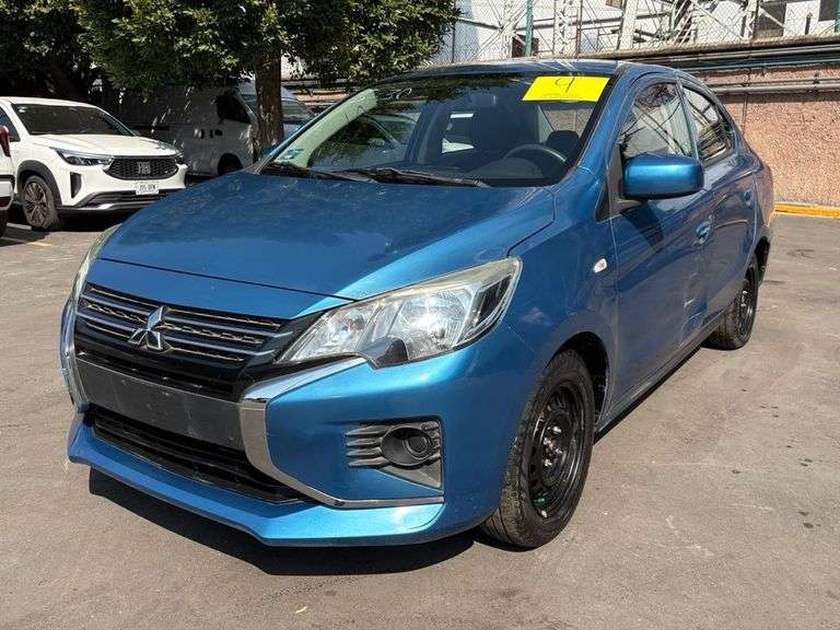 Vehículo Usado Marca MITSUBISHI, Modelo MIRAGE 2022, Año 2022, Color Azul, No. D