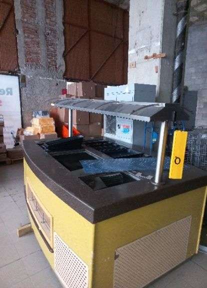 1 BARCO ENSALADAS 7 FT (Incompleto/Dañado), 1 ProcesadordealimentosFP1001Hobart (Incompleto/Dañado),