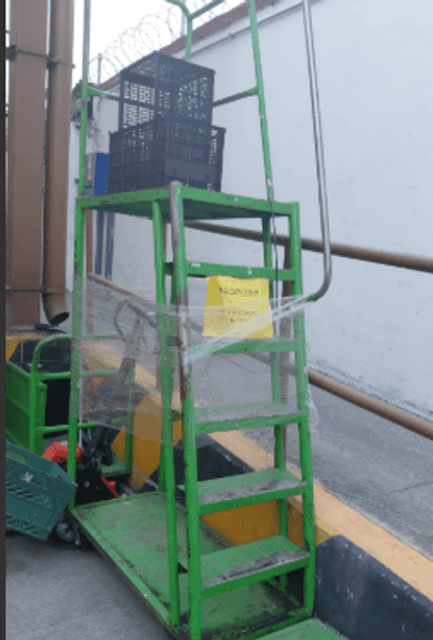 (Pago y remoción urgente) 1 ANDAMIO CHICO CON BARANDAL (Incompleto/Dañado) Dirección: Calle Morelos