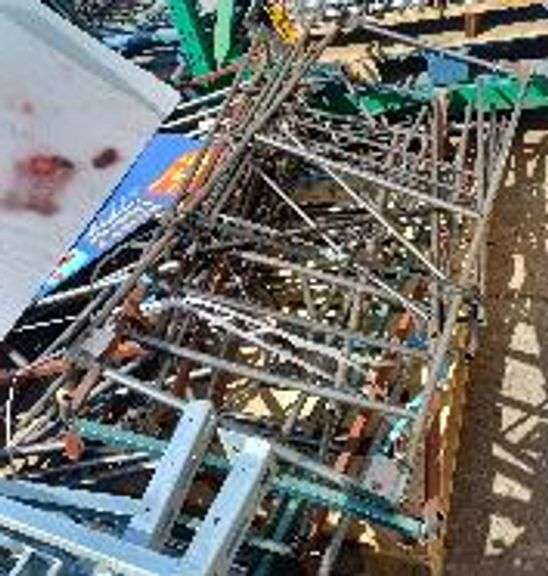 500 KG CHATARRA (Incompleto/Dañado), 1 ESQUINERO (Incompleto/Dañado), 2 PATIN HIDRAHULICO (Incomplet