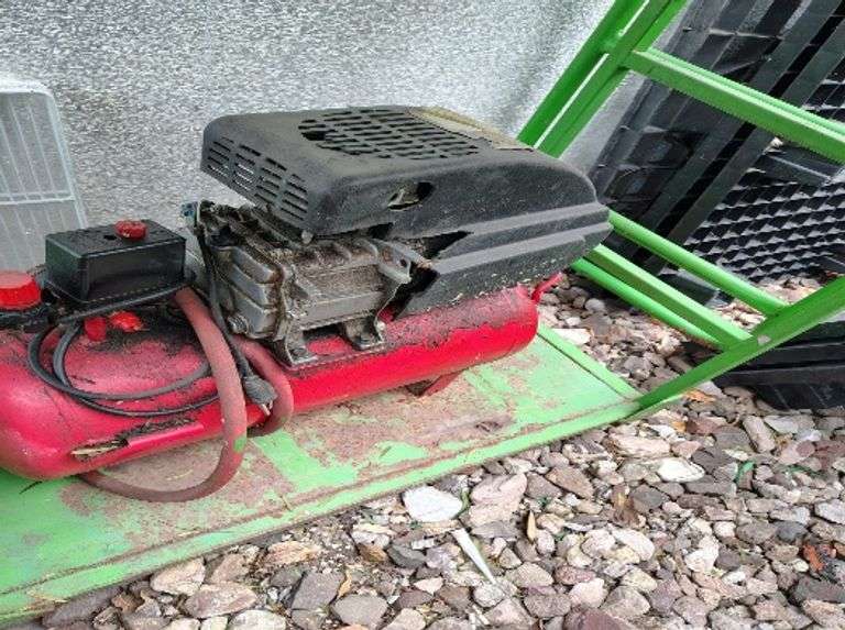 (Pago y remoción urgente) 1 COMPRESOR (Incompleto/Dañado), 3 CARTONERAS (Incompleto/Dañado), 2 CABEC