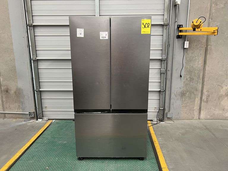 Refrigerador Marca SAMSUNG, Modelo RF32CG5A10S9, Serie 02601A, Color GRIS (Equipo de Devolución)