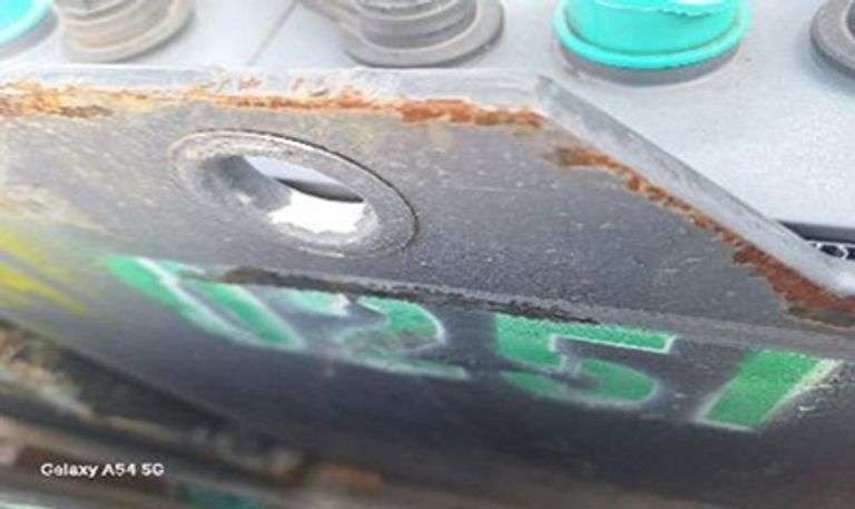 (Obligatorio enviar y presentar manifiesto para remoción) 1 BATERIA marca VOLTRUCK, modelo 18X6MDL15