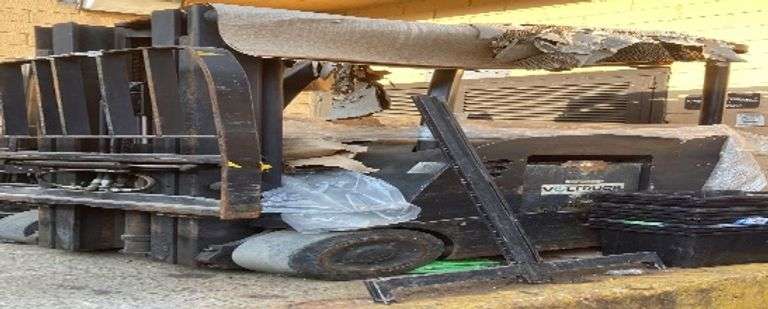 1 MONTACARGAS CROWN RC5530C 30TT 190 MMATT (CHATARRA) (Incompleto/Dañado) Dirección: Av. Avila Camac