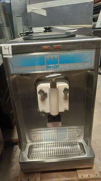 (NEW) Ice Cream Machine Brand: Taylor Model: 490-27 No. Series: M4053655 (Equipment, Tested in Oper