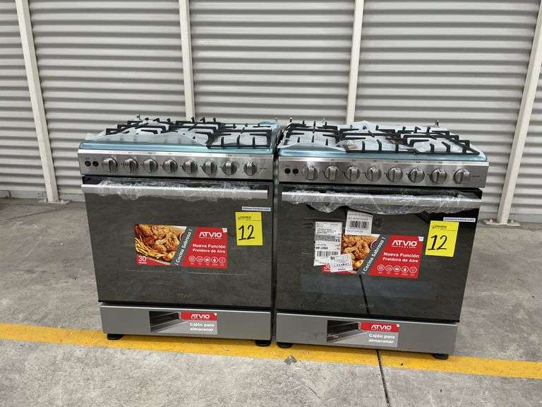 Lote de 2 Estufas, contiene:1 Estufa de 6 quemadores Marca ATVIO de 30P, Modelo G066SM-AF , Serie 08
