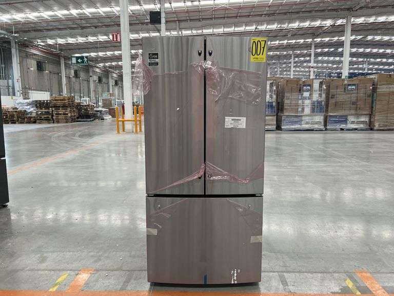 (NUEVO) Refrigerador Marca GE, Modelo PNF25FYRCFS, Serie 323508, Color GRIS