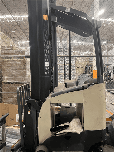 (Remoción antes del 15 de enero) 1 MONTACARGAS HOMBRE PARADO  06 marca: CROWN, no. de serie: 1A46362