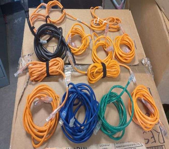 (Pago antes del 7 de enero y remoción hasta el 9 de enero) 1 Intel core 13 (Incompleto/Dañado), 1 5 