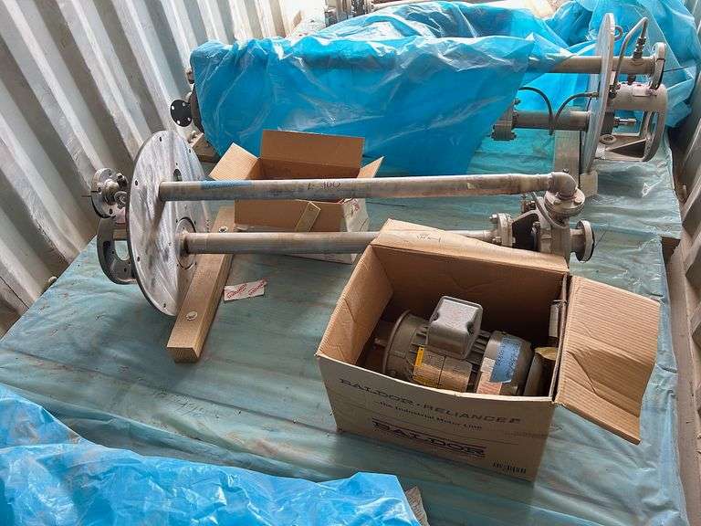 (NEW) Submersible Pump Brand Flowserve Model Esp3 Size 1e1.5x1sp-820p/7.5e Date December 2016 Serie