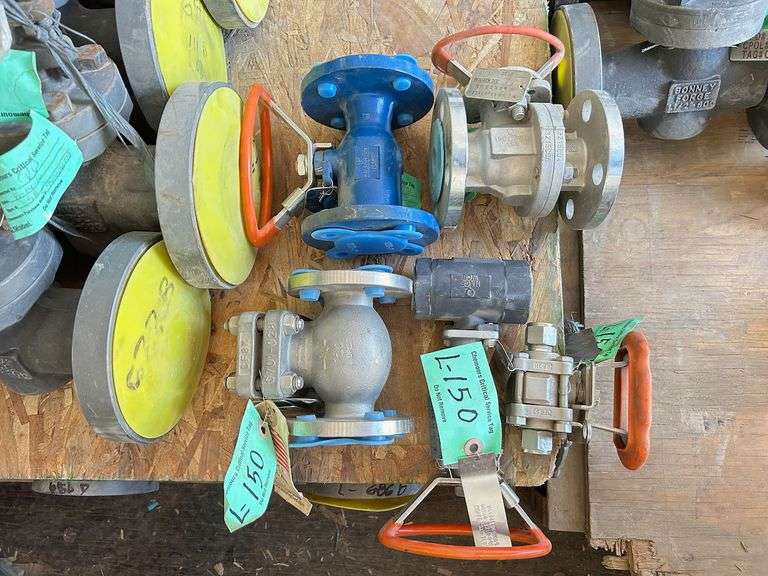 (NEW) Lot of 5 Valves: 4 Manual Ball Valves in Stainless Steel, 1" = (2) 900 pounds: Tag B89f / Tag