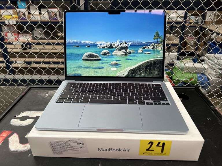 (NUEVO) Computadora tipo laptop Marca APPLE, Modelo MACBOOK AIR DE 13" CHIP M4, 16 GB RAM Y 256GB, S