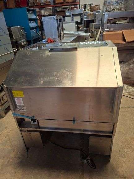 1 Staging Cabinet, 36” wide, back counter MARCA Gold Medal MODELO 2344 NO DE SERIE 2344-005564, 1 Me