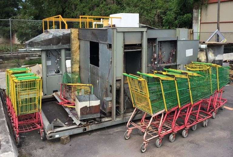 (Pago y remoción urgente) 1 LOTE DE CHATARRA (Incompleto/Dañado), 13 T-CARRO AUTOSERVICIO BODEGA (In