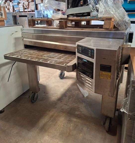 1 Tur MARCA TurboChef MODELO  NO DE SERIE 2xhhc-e0004