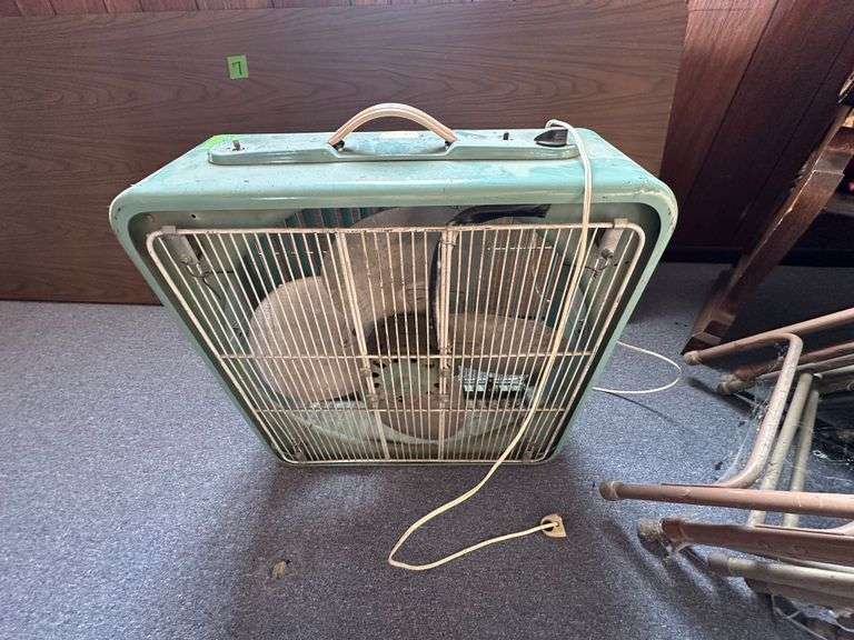 METAL ELECTRIC BOX FAN