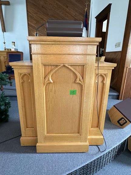 OAK PULPIT